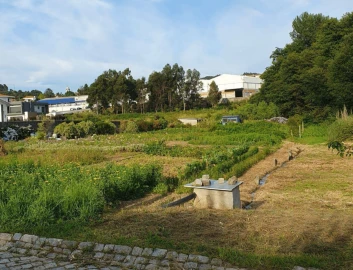 Terreno para Venda em Arcozelo