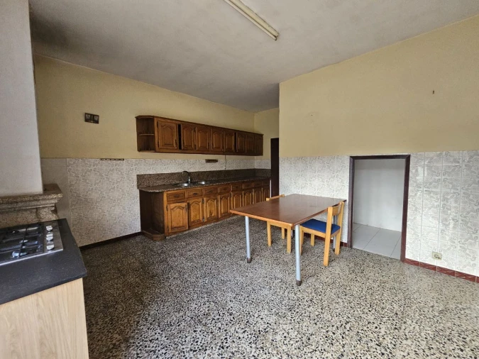 Moradia T4 para Venda em Vila Cova e Feitos Foto 7