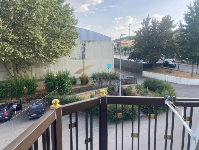 Moradia T4 para Venda em Alijo Foto 34