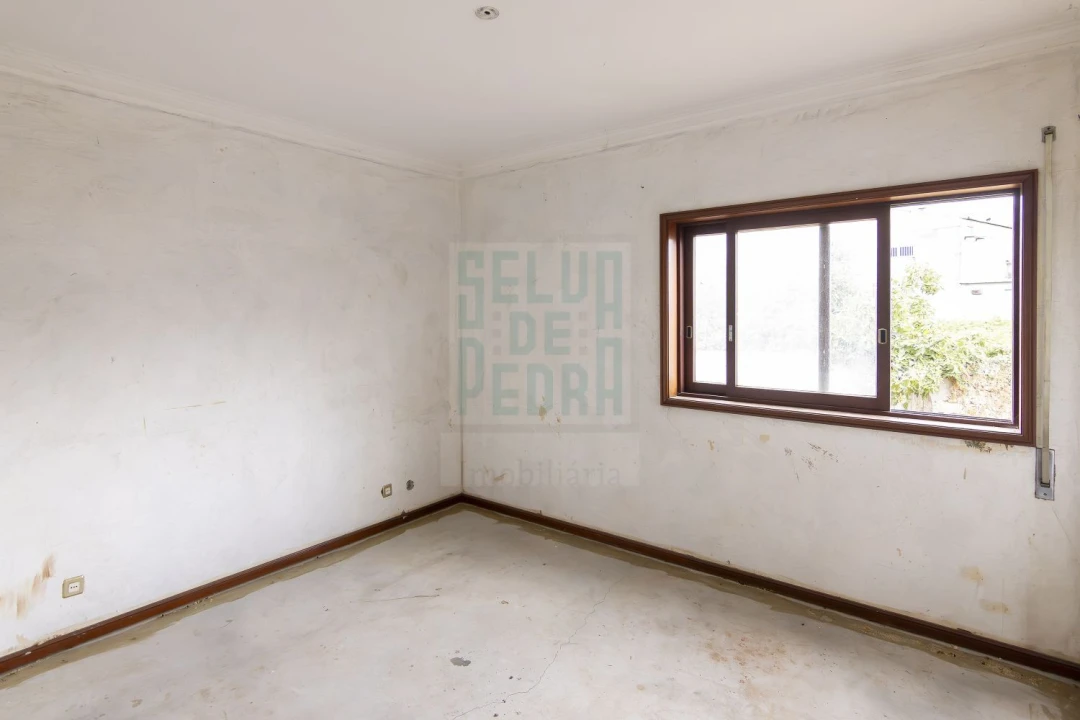 Moradia T3 para Venda em Santa Maria de Lamas Foto 8