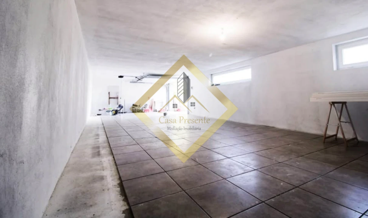 Moradia T3 para Venda em Argoncilhe Foto 14