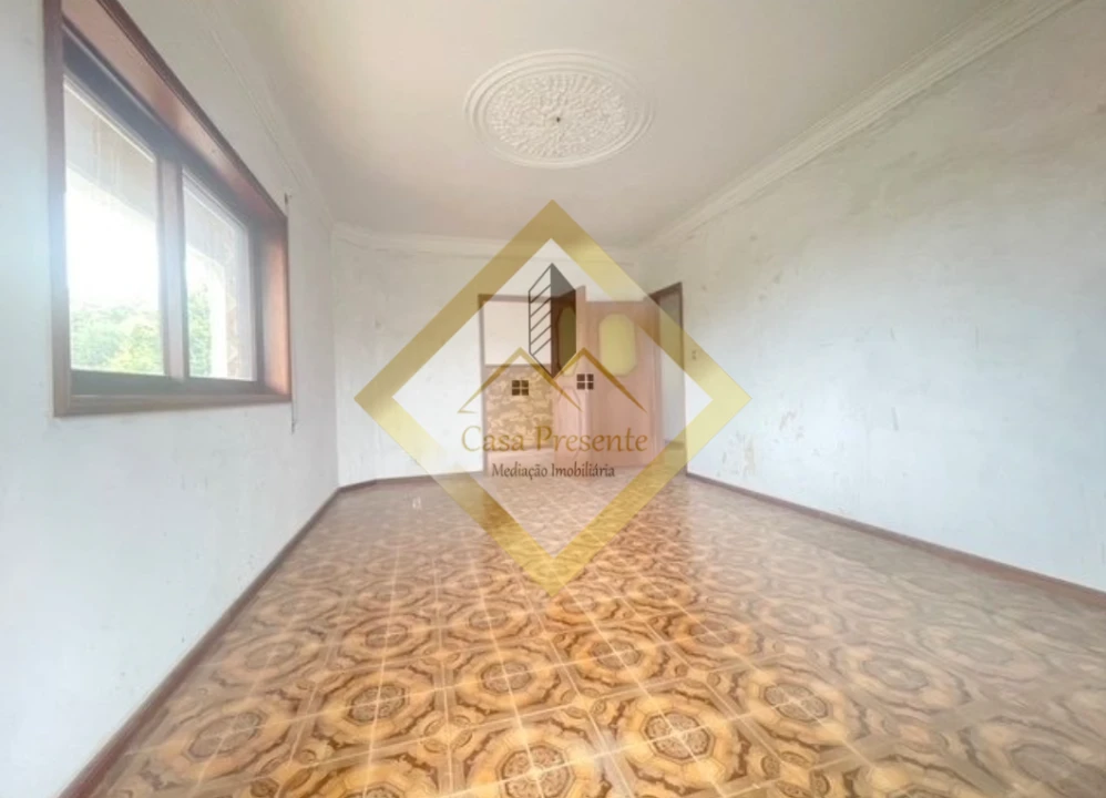 Moradia T4 para Venda em Santa Maria de Lamas Foto 23