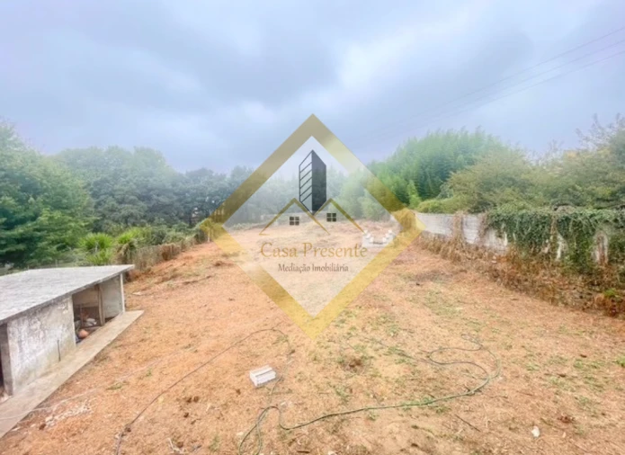 Moradia T4 para Venda em Santa Maria de Lamas Foto 16