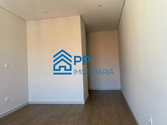 Apartamento T3 para Venda em Cedofeita, Santo Ildefonso, Sé, Miragaia, São Nicolau e Vitória Foto 18