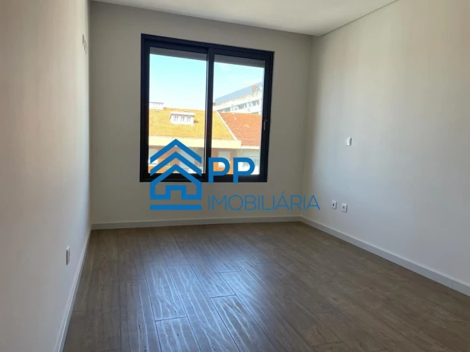 Apartamento T3 para Venda em Cedofeita, Santo Ildefonso, Sé, Miragaia, São Nicolau e Vitória Foto 20