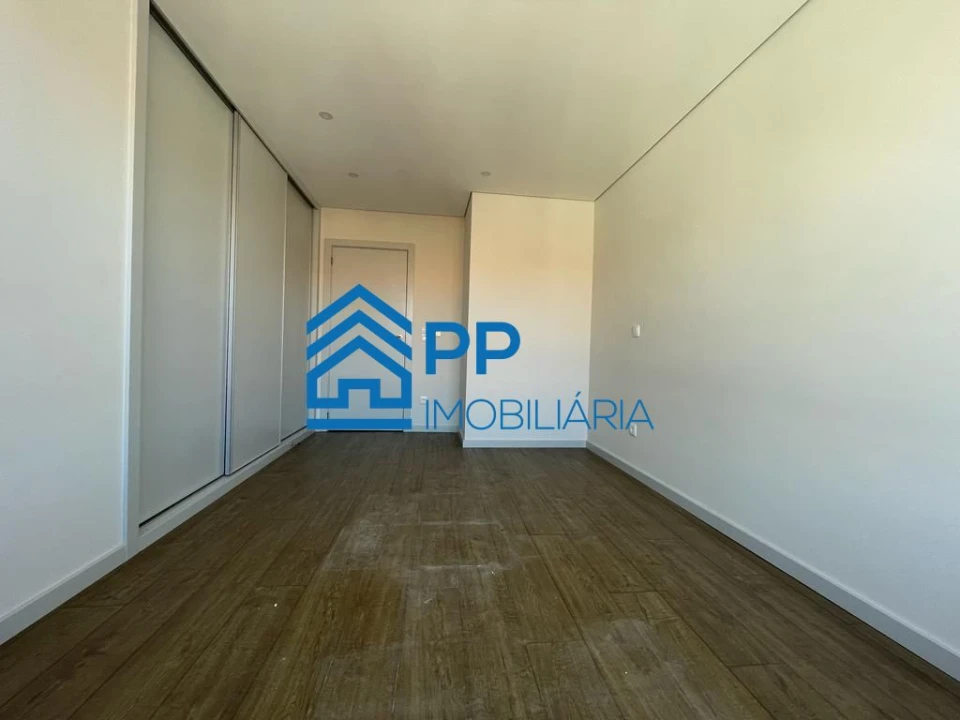 Apartamento T3 para Venda em Cedofeita, Santo Ildefonso, Sé, Miragaia, São Nicolau e Vitória Foto 19