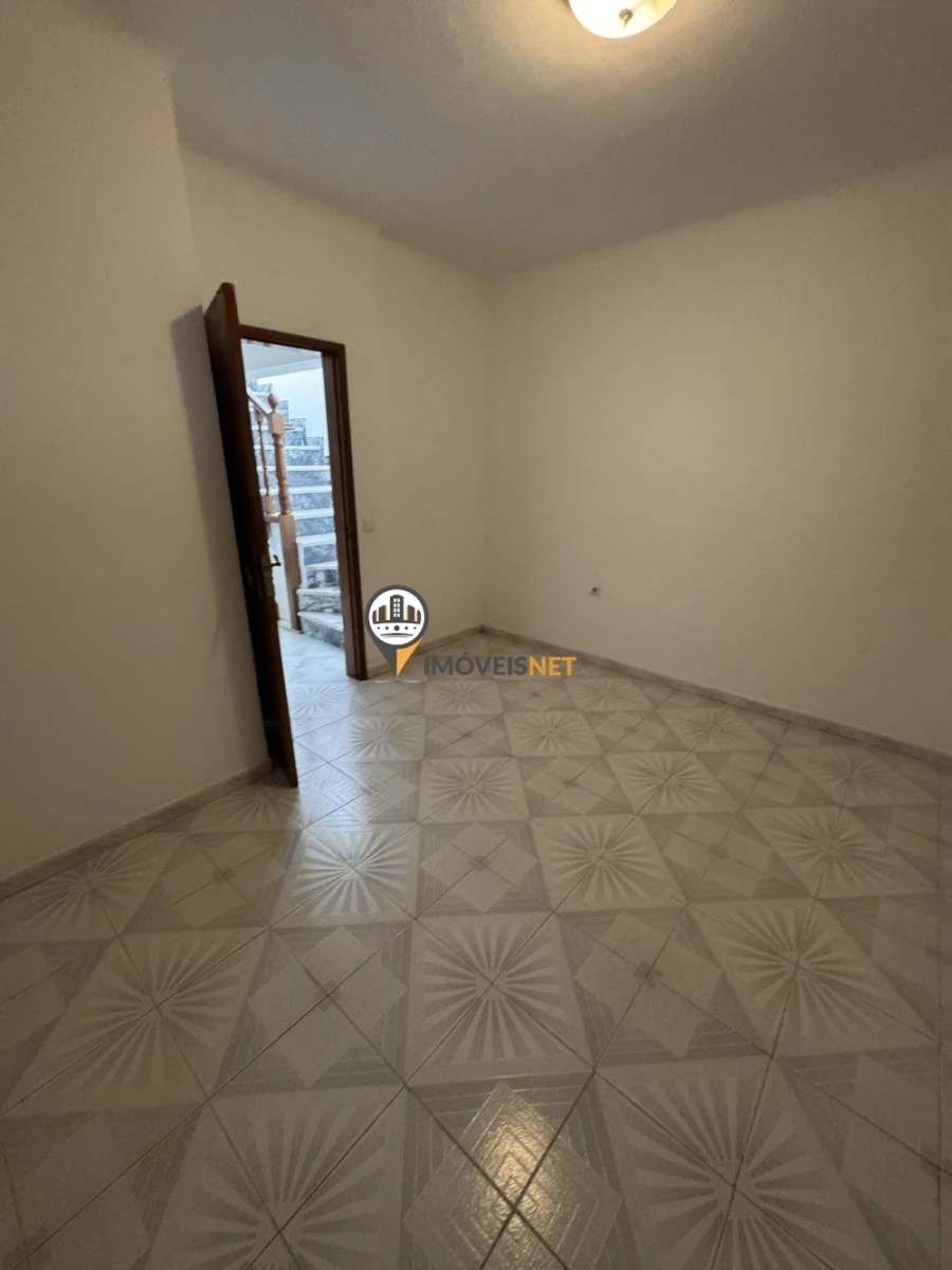 Apartamento T2 para Arrendamento em Castelo Branco Foto 23