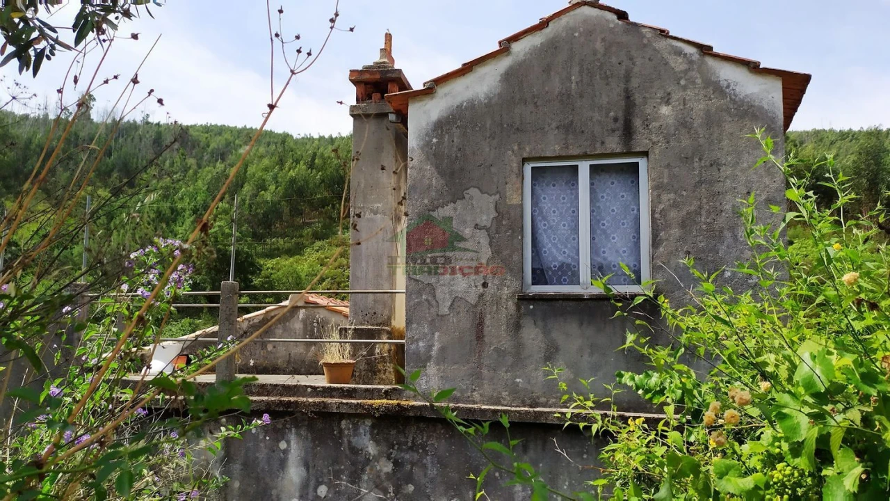 Moradia T2 para Venda em Portela do Fojo-Machio Foto 26