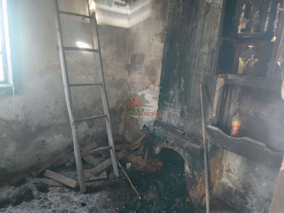 Quinta T0 para Venda em Varzea dos Cavaleiros Foto 9