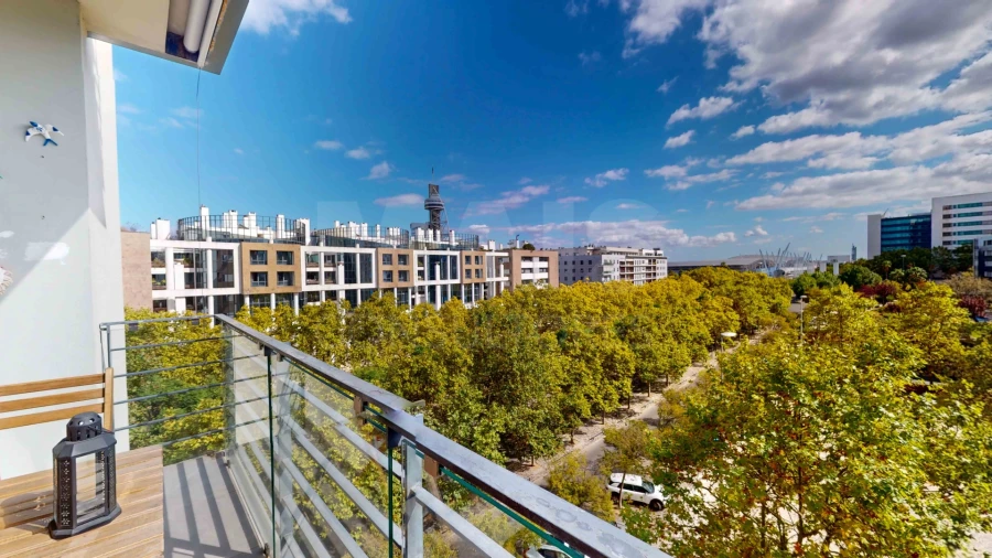 Apartamento T4 para Venda em Parque das Nações Foto 4