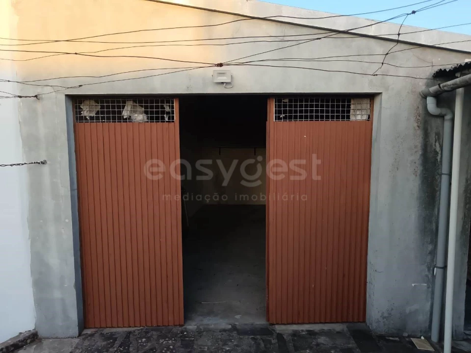 Armazém para Venda em Nazare Foto 4