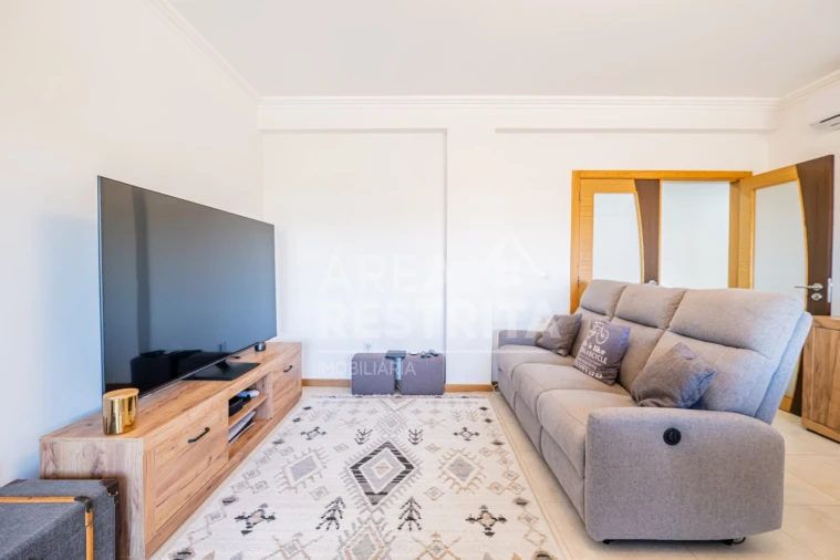 Apartamento T3 para Venda em Fernao Ferro Foto 19