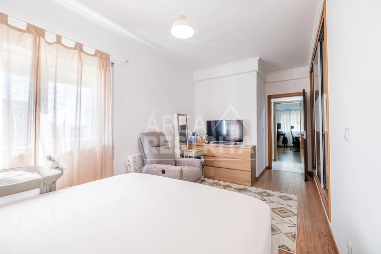 Apartamento T3 para Venda em Fernao Ferro Foto 28