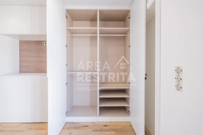 Moradia T5 para Venda em Quinta do Anjo