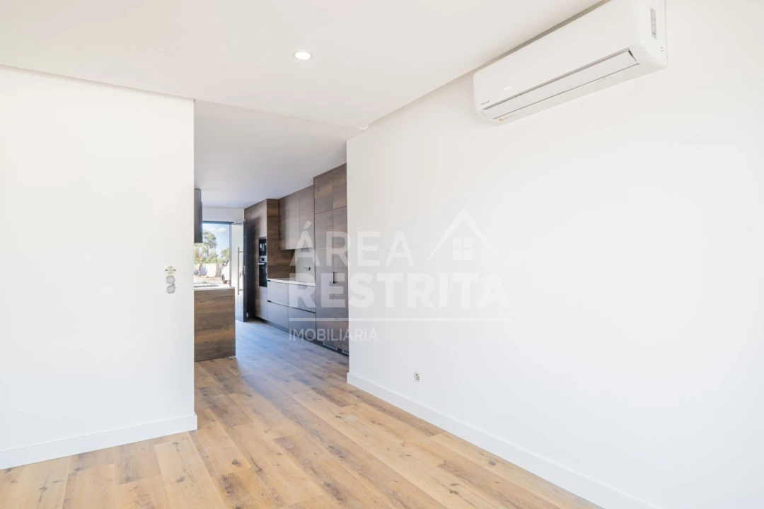 Quinta T5 para Venda em Quinta do Anjo Foto 16