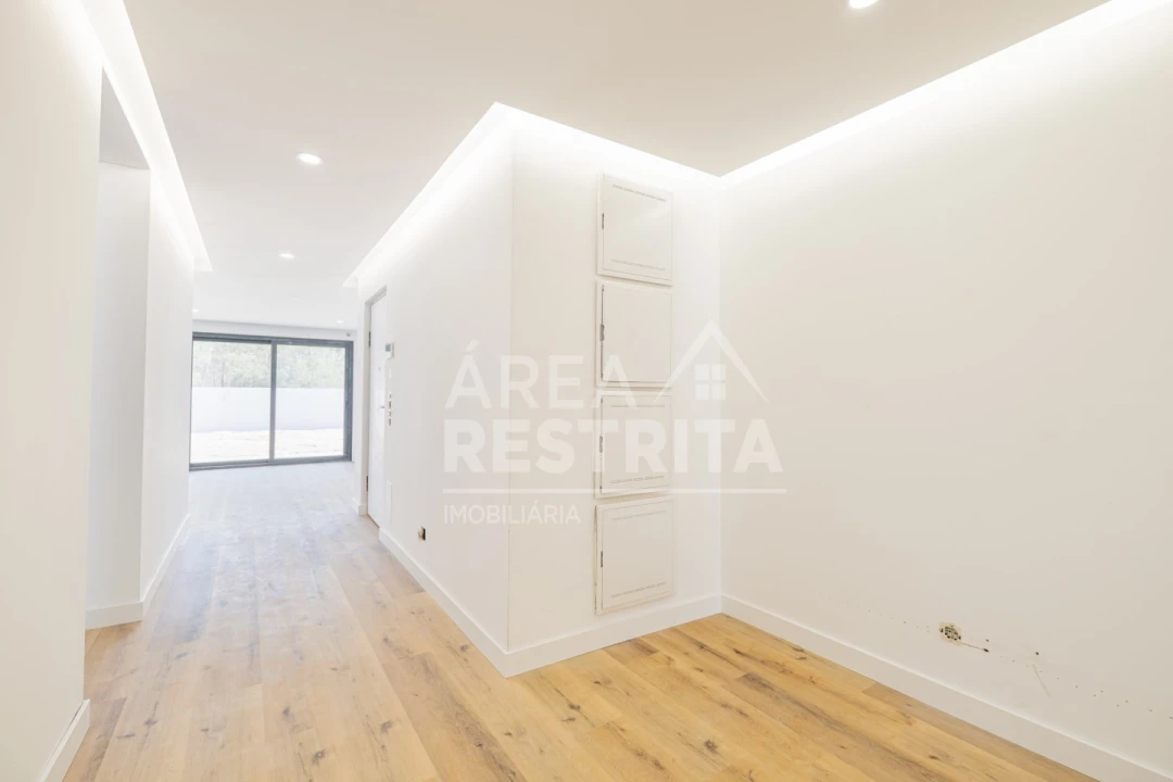 Quinta T5 para Venda em Quinta do Anjo Foto 29