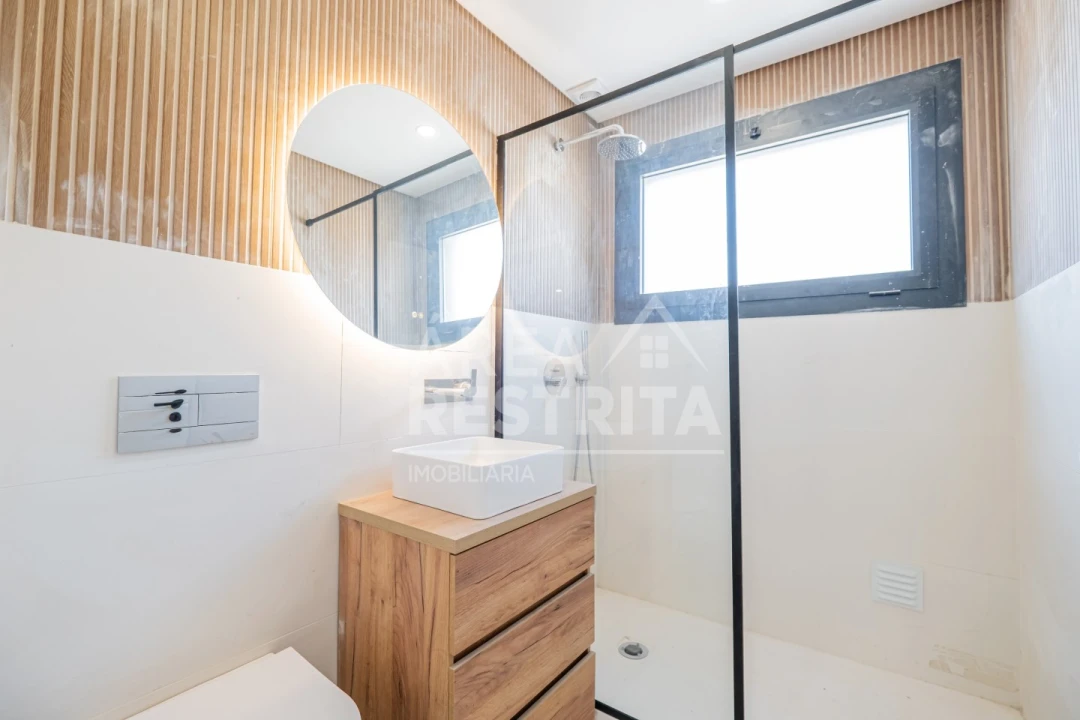 Quinta T5 para Venda em Quinta do Anjo Foto 42