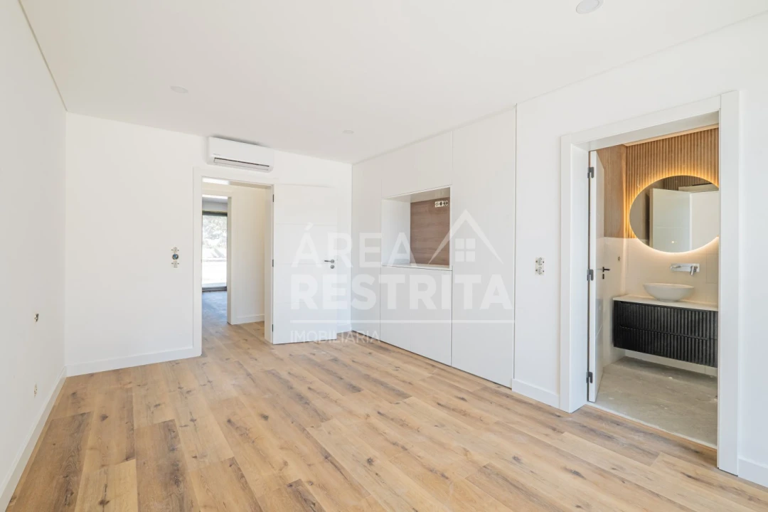 Quinta T5 para Venda em Quinta do Anjo Foto 52