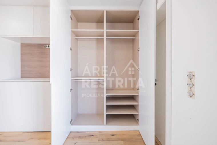 Quinta T5 para Venda em Quinta do Anjo Foto 45