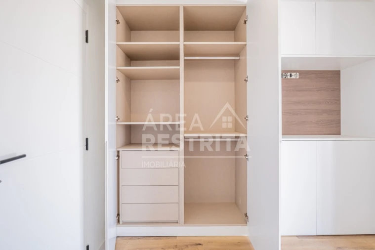 Quinta T5 para Venda em Quinta do Anjo Foto 47