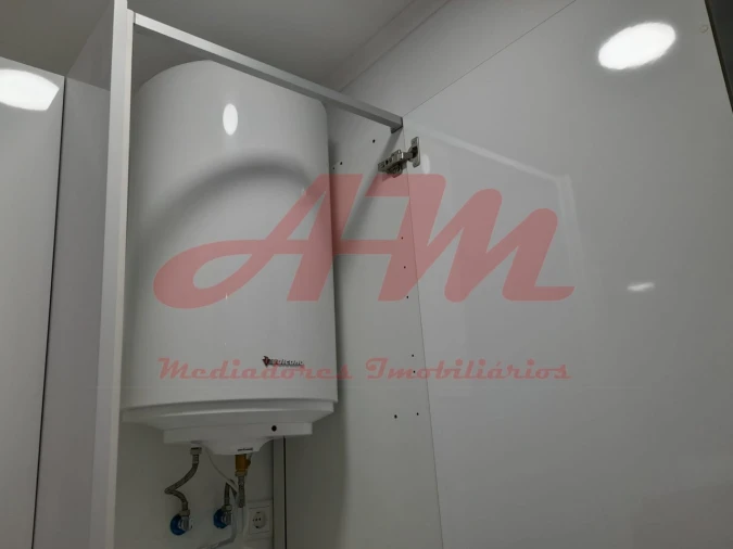 Apartamento T1 para Venda em Águas Livres Foto 10