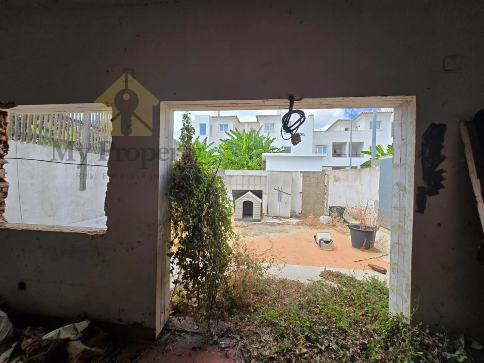 Moradia T1 para Venda em Albufeira e Olhos de Água Foto 9