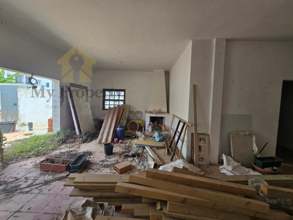 Moradia T1 para Venda em Albufeira e Olhos de Água Foto 16