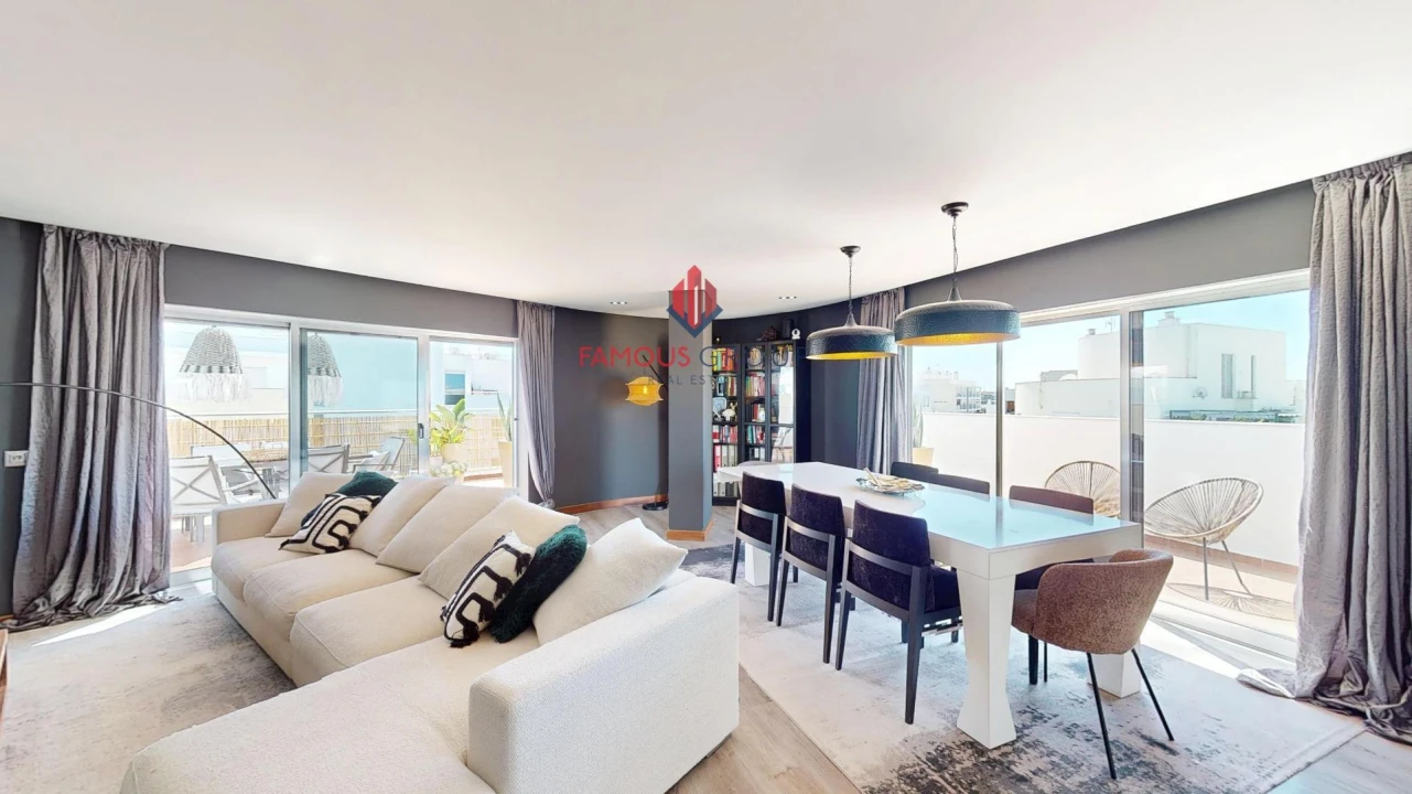 Apartamento T2 para Venda em Portimão Foto 16