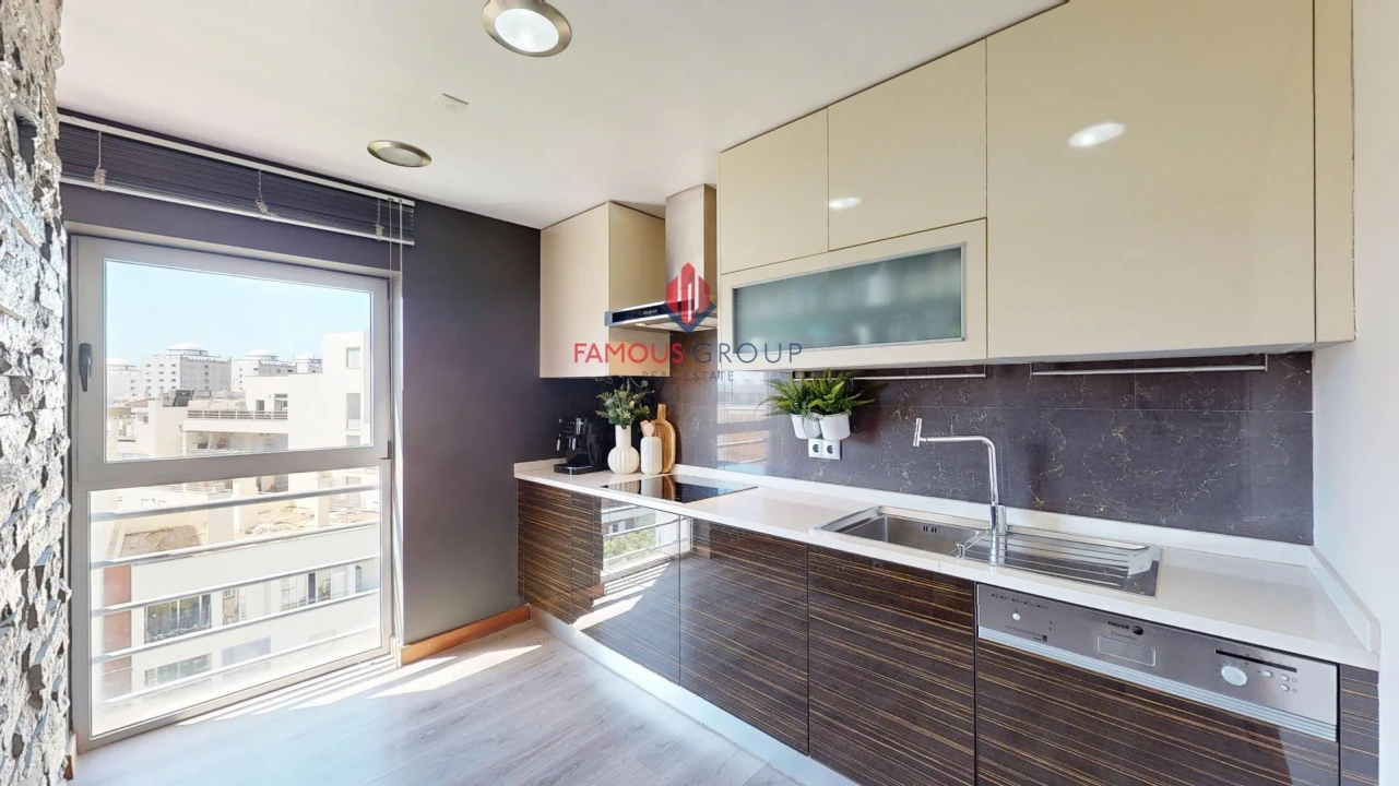 Apartamento T2 para Venda em Portimão Foto 29