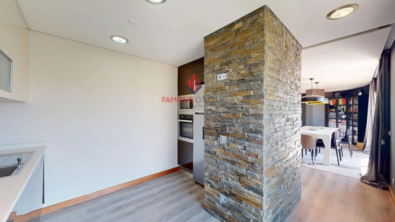 Apartamento T2 para Venda em Portimão Foto 30