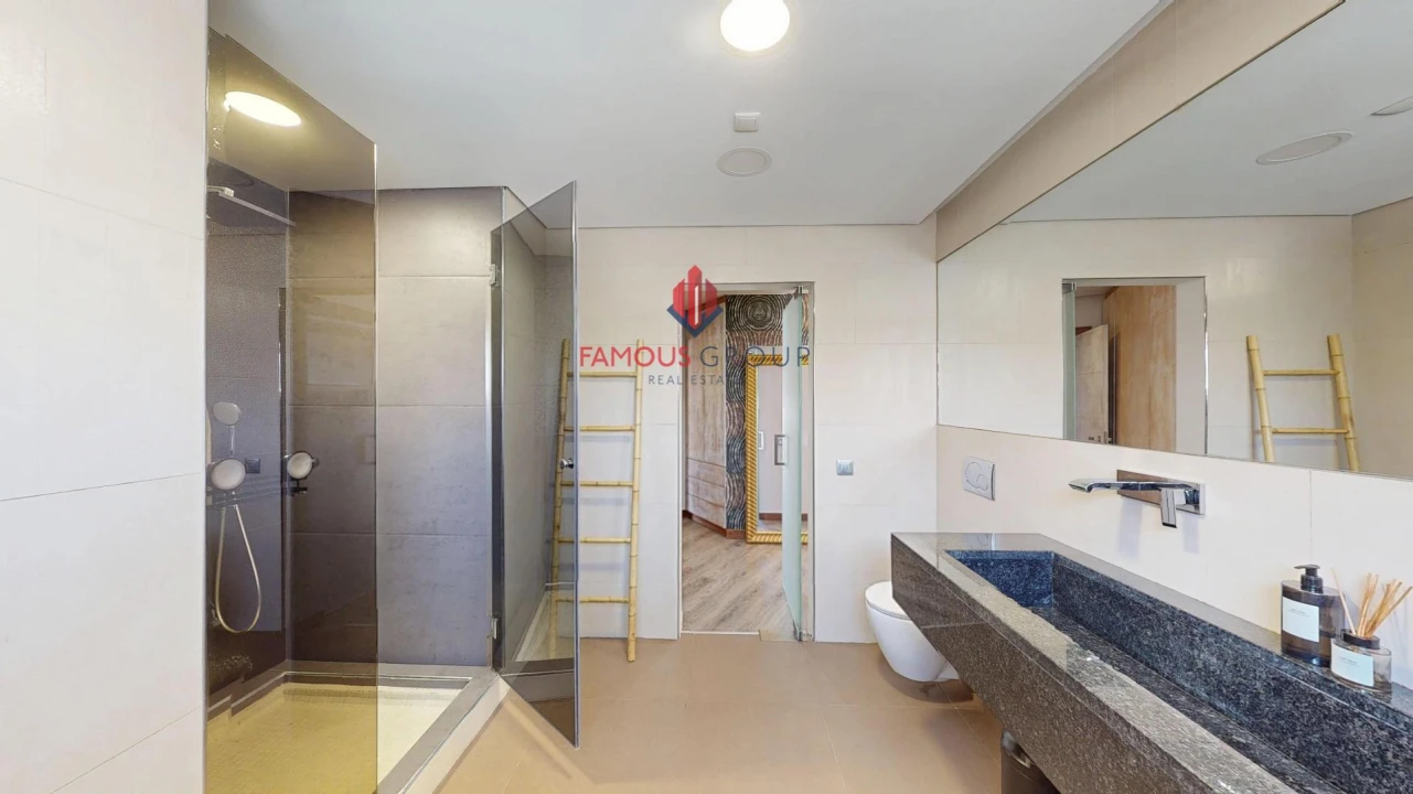 Apartamento T2 para Venda em Portimão Foto 32