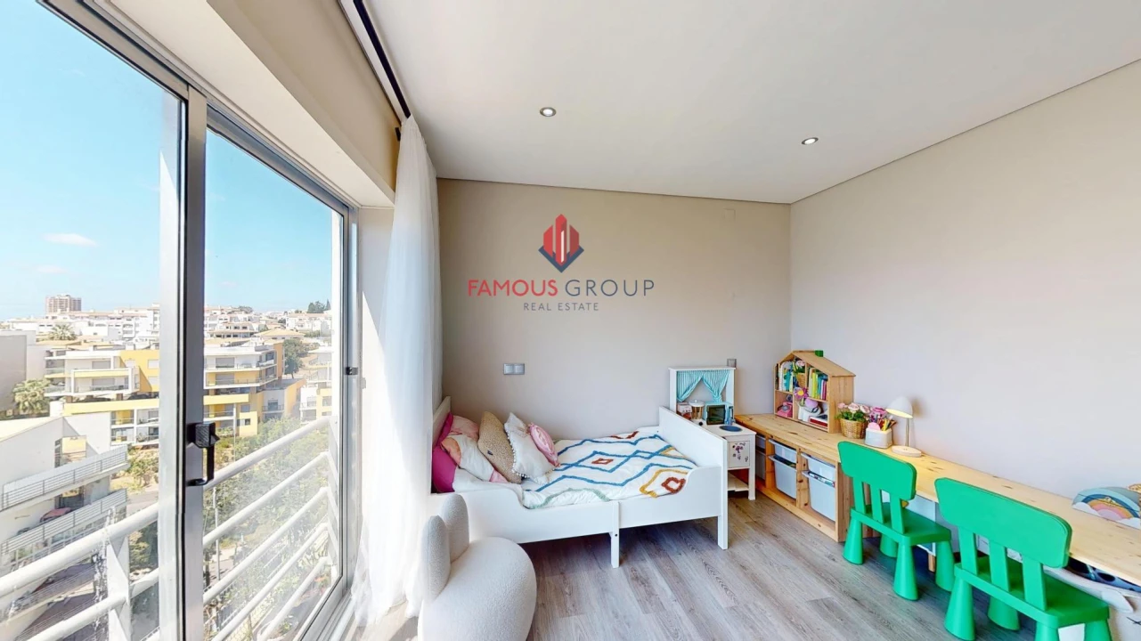 Apartamento T2 para Venda em Portimão Foto 45