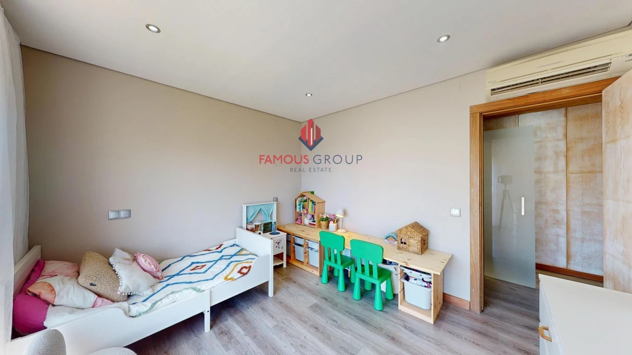 Apartamento T2 para Venda em Portimão Foto 46