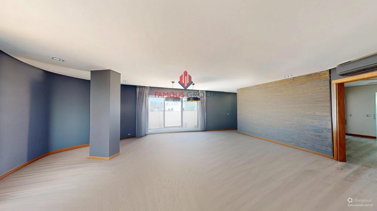 Apartamento T2 para Venda em Portimão Foto 47