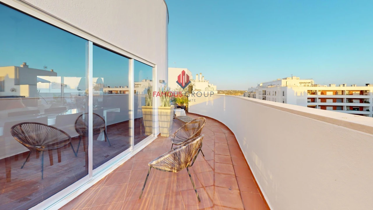 Apartamento T2 para Venda em Portimão Foto 5