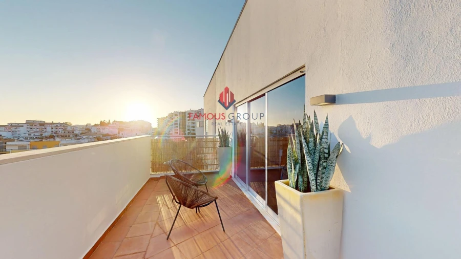 Apartamento T2 para Venda em Portimão Foto 21