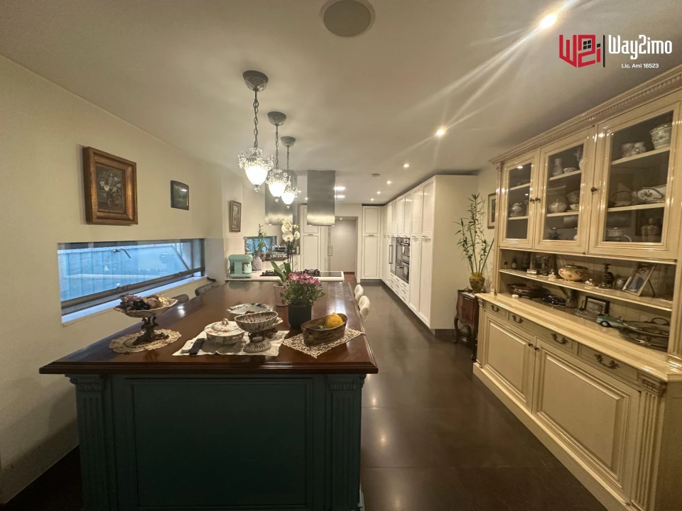 Moradia T6 para Venda em Lordelo do Ouro e Massarelos Foto 3