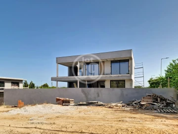 Moradia T4 para Venda em Guia