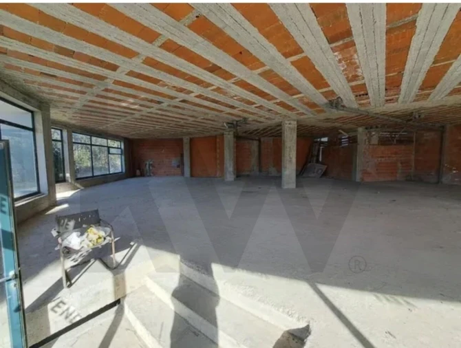 Prédio para Venda em Madalena Foto 2