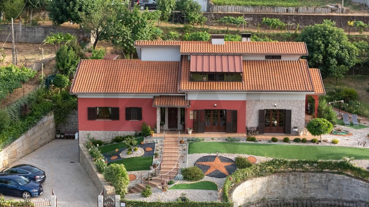 Moradia T5 para Venda em Monção e Troviscoso Foto 8