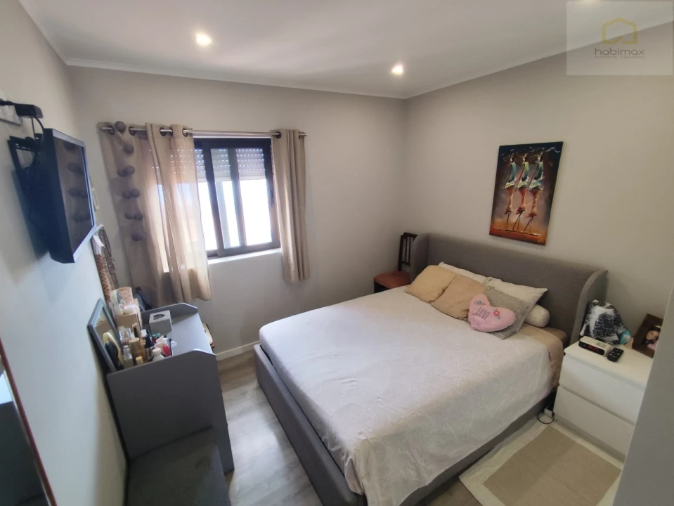 Apartamento T3 para Venda em Rosto do Cão (São Roque) Foto 17