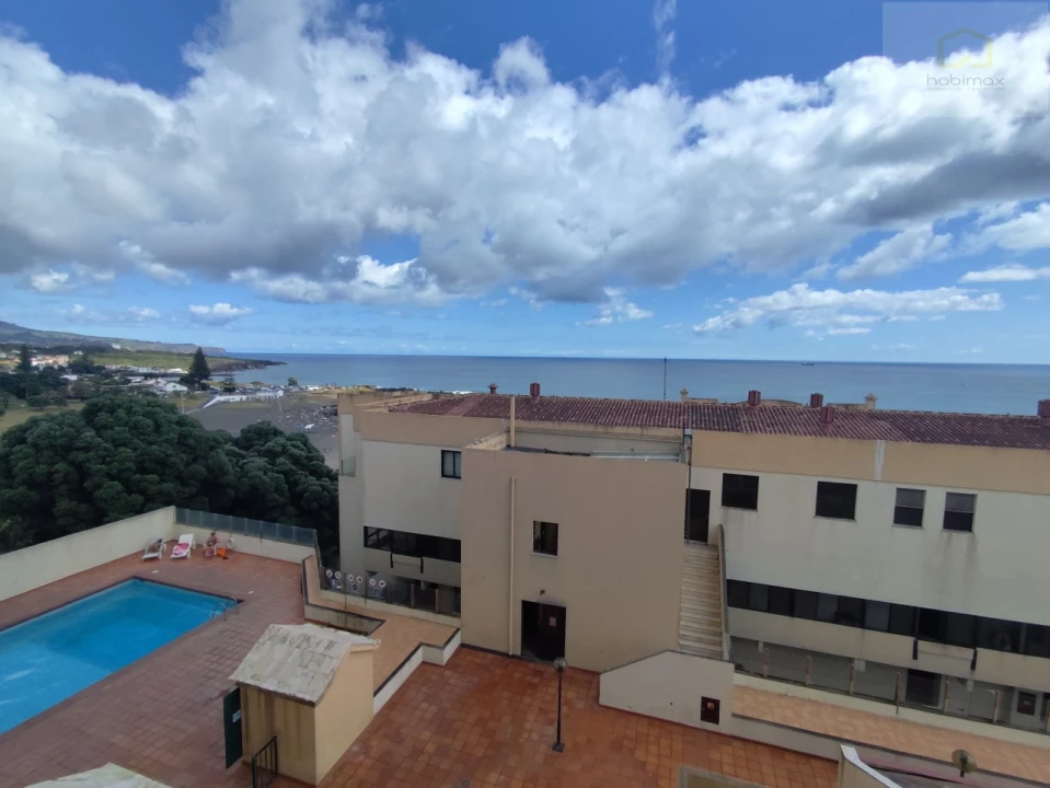 Apartamento T3 para Venda em Rosto do Cão (São Roque) Foto 1