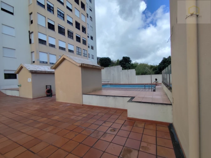 Apartamento T3 para Venda em Rosto do Cão (São Roque) Foto 23