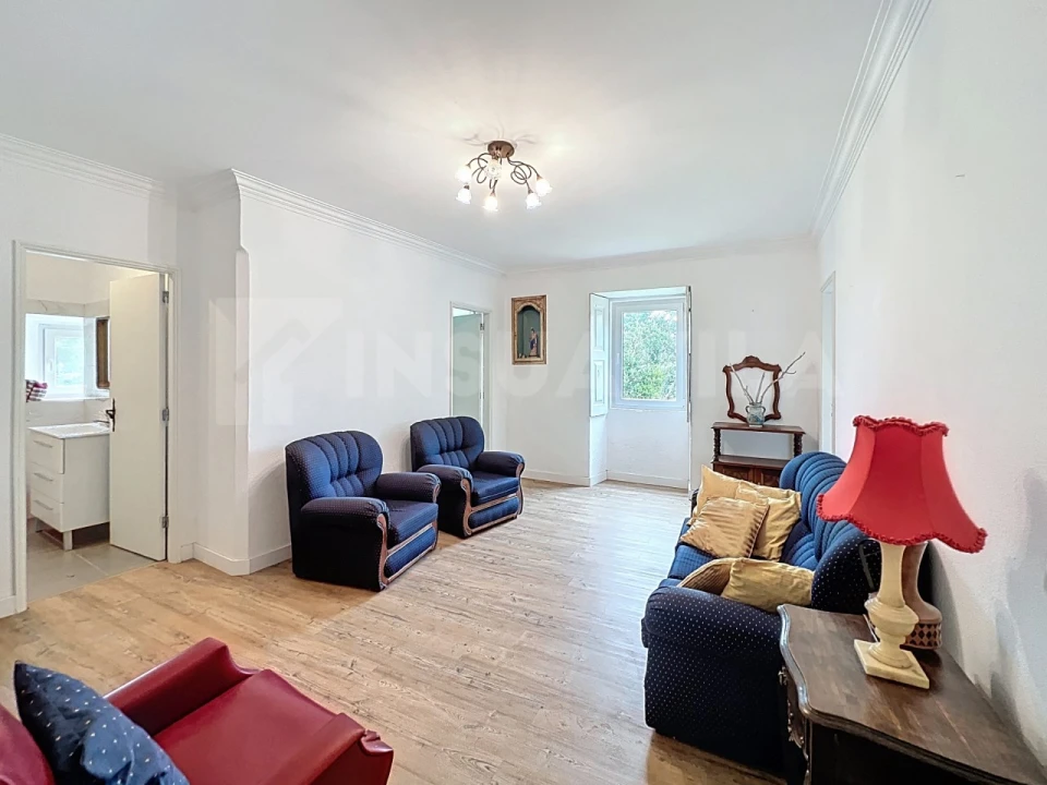 Moradia T4 para Venda em Vilar de Mouros Foto 2