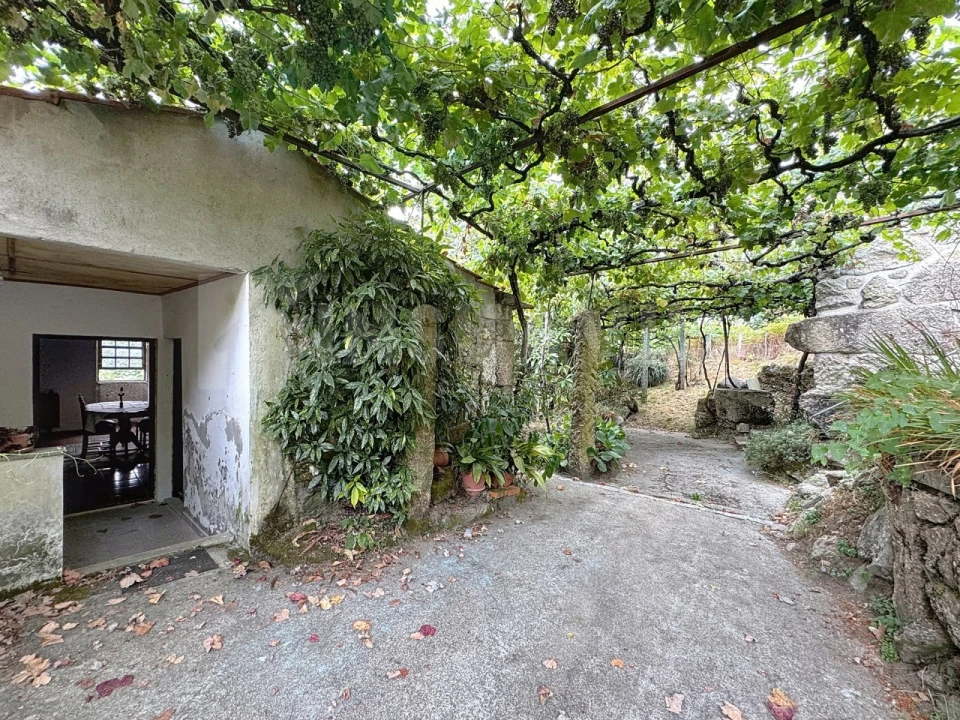 Quinta T2 para Venda em Mozelos Foto 12