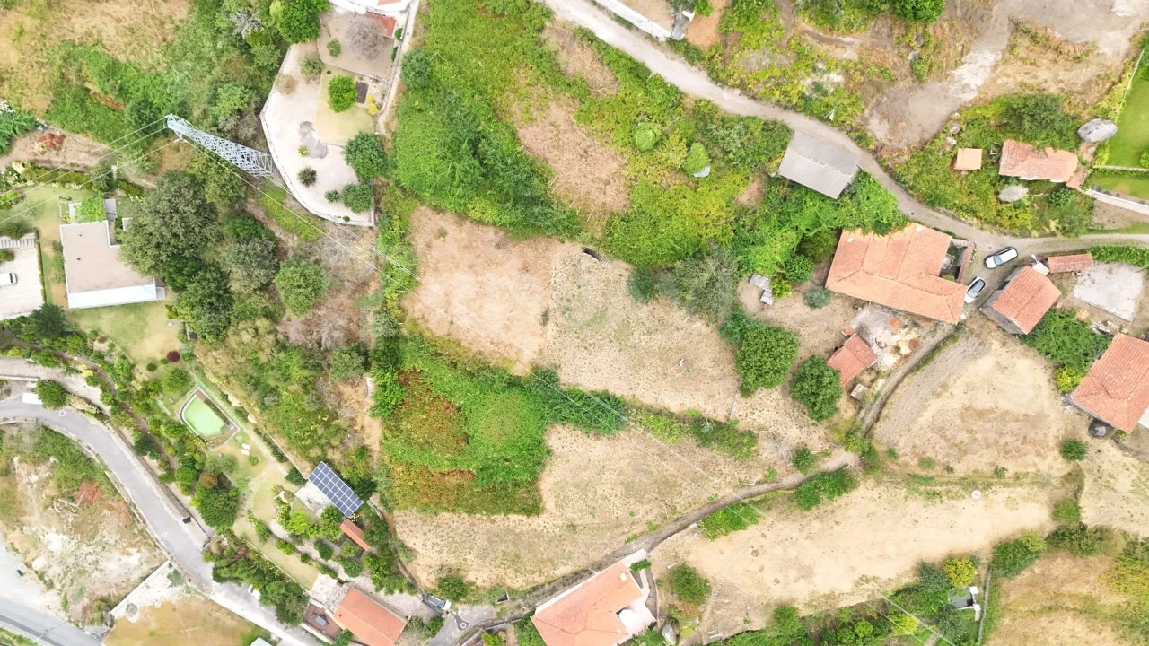 Quinta T2 para Venda em Mozelos Foto 25