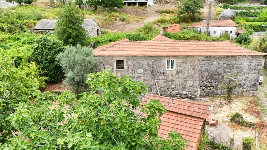 Quinta T2 para Venda em Mozelos Foto 3