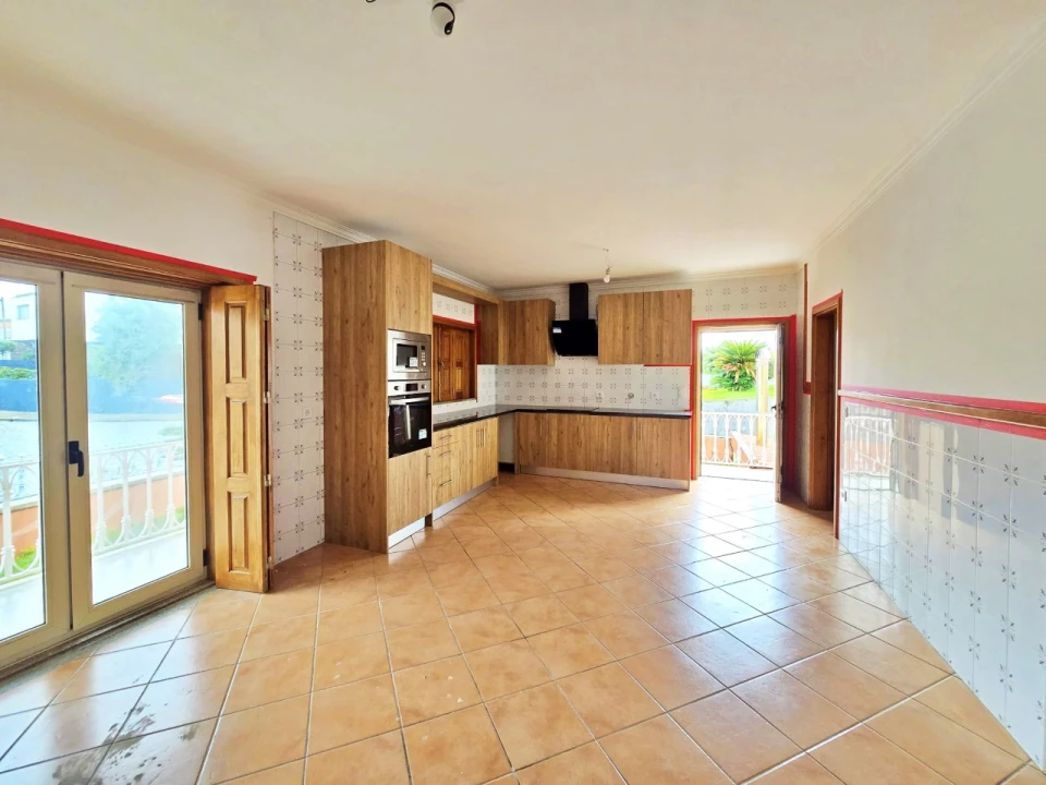 Moradia T3 para Venda em Nine Foto 4