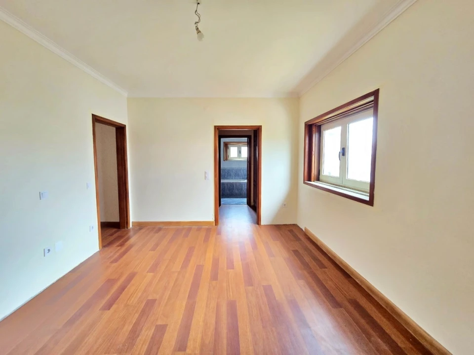 Moradia T3 para Venda em Nine Foto 14