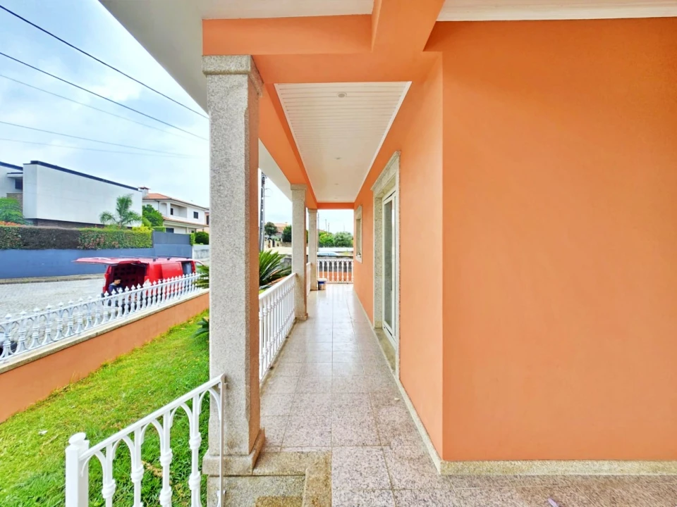 Moradia T3 para Venda em Nine Foto 19